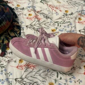 Adidas Women's Light Purple Sneakers
